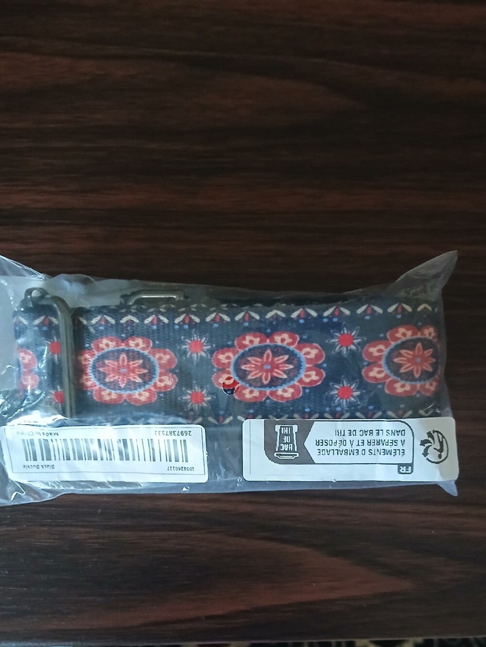 Floral Embroidered Crossbody Strap in Navy and Red NWOT!! - Picture 2 of 2